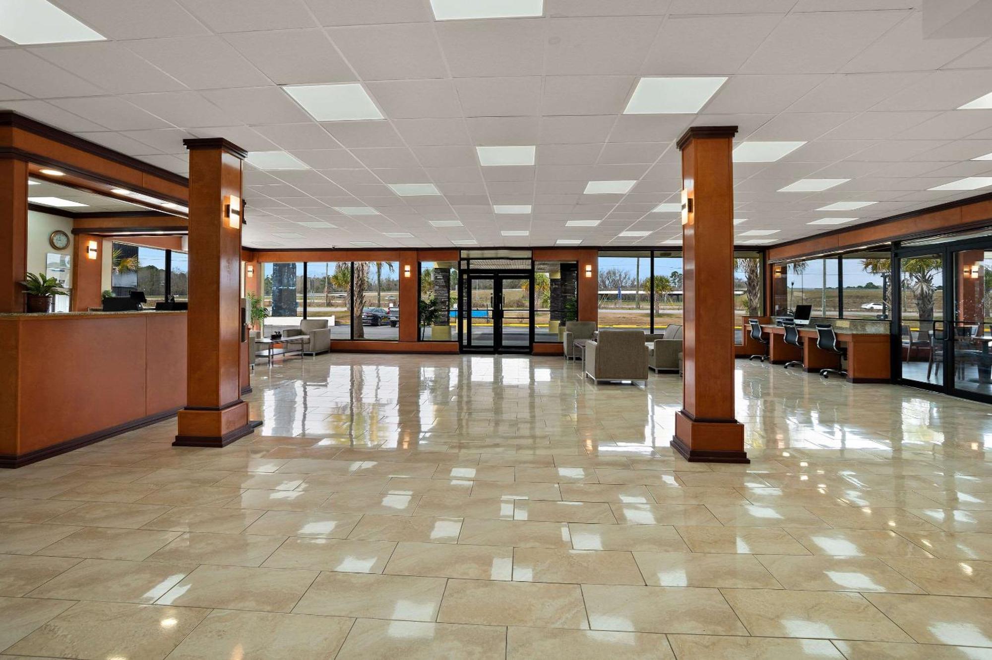 Econo Lodge 雅马西 外观 照片