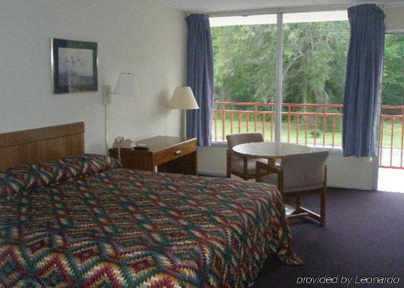 Econo Lodge 雅马西 客房 照片