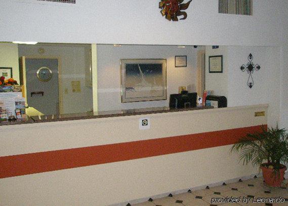 Econo Lodge 雅马西 内观 照片