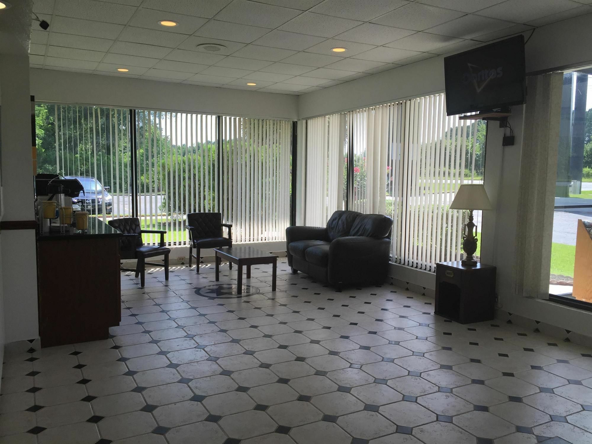 Econo Lodge 雅马西 外观 照片